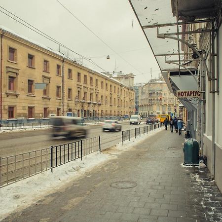 Mini Hotel Barvy Lvova On Horodotska St. ภายนอก รูปภาพ