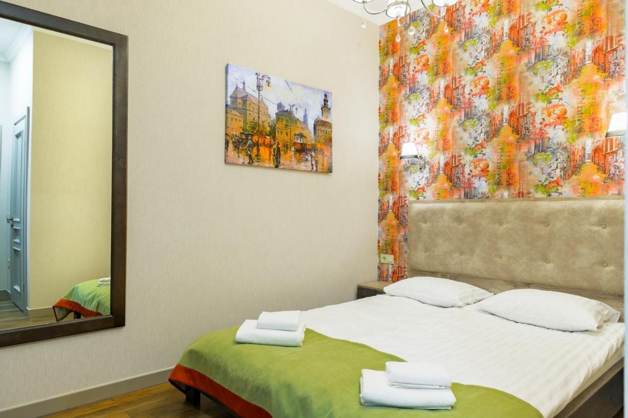 Mini Hotel Barvy Lvova On Horodotska St. ภายนอก รูปภาพ