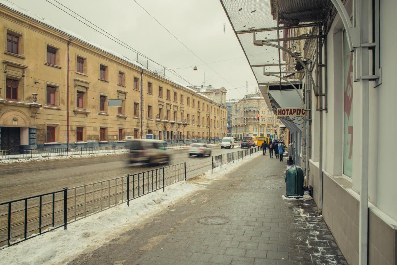 Mini Hotel Barvy Lvova On Horodotska St. ภายนอก รูปภาพ
